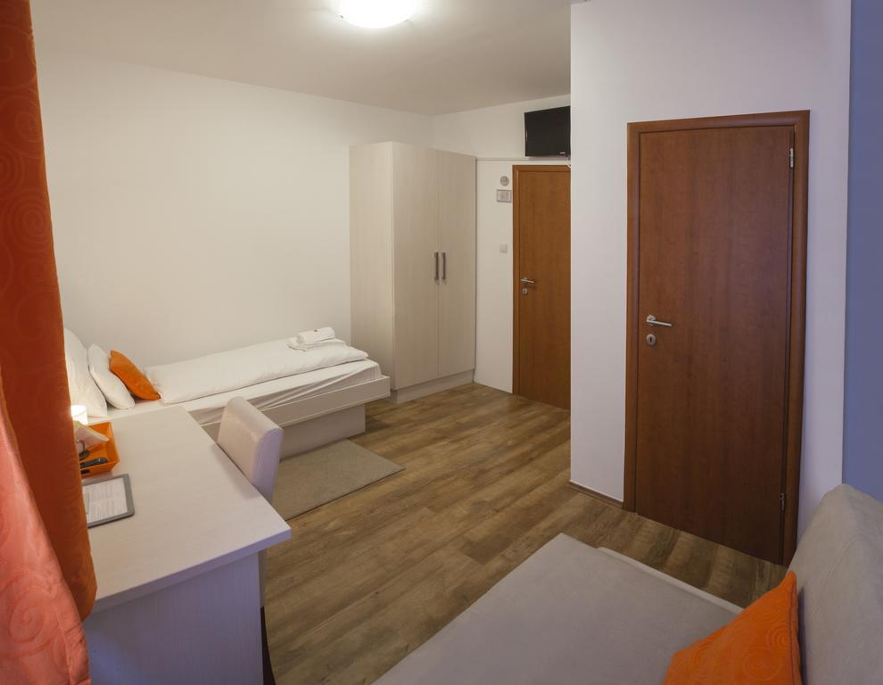 Rooms Lidija Zagreb Exteriör bild